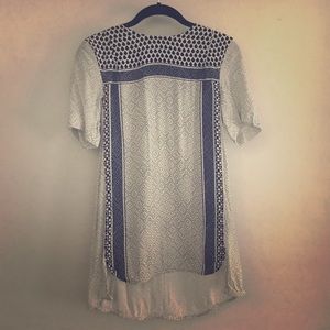 H&M black and white blouse